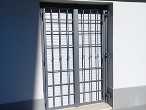 persiane-e-grate-di-sicurezza-per-finestre
